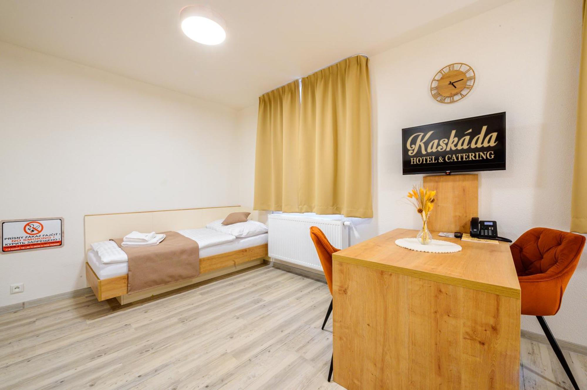 Hotel Kaskada Poprad Exterior foto
