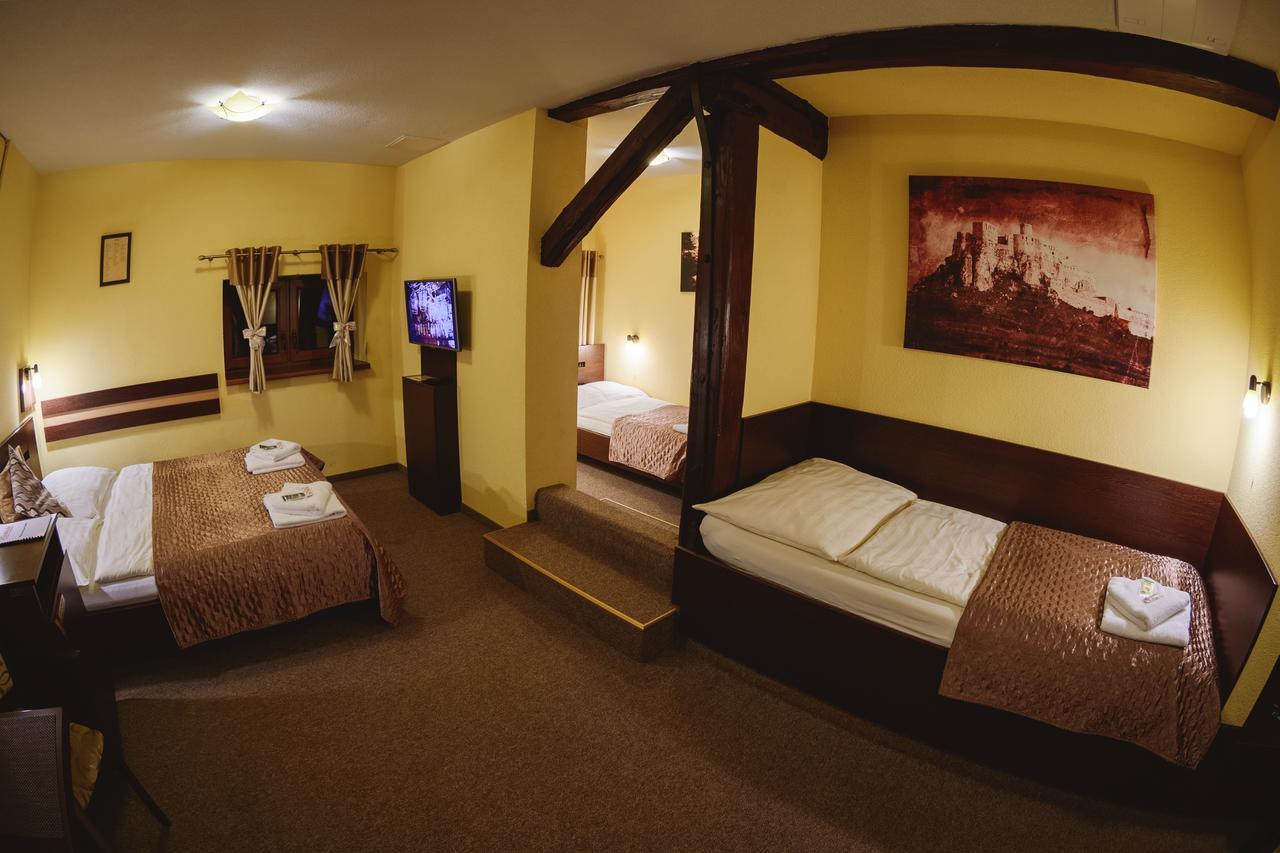 Hotel Kaskada Poprad Exterior foto